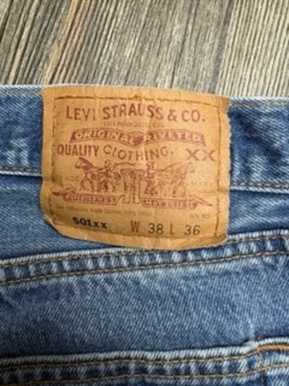 Vintage Levi's 501XX Jeans Mens W38 L36 Blue Denim Button Fly - Picture 5 of 11